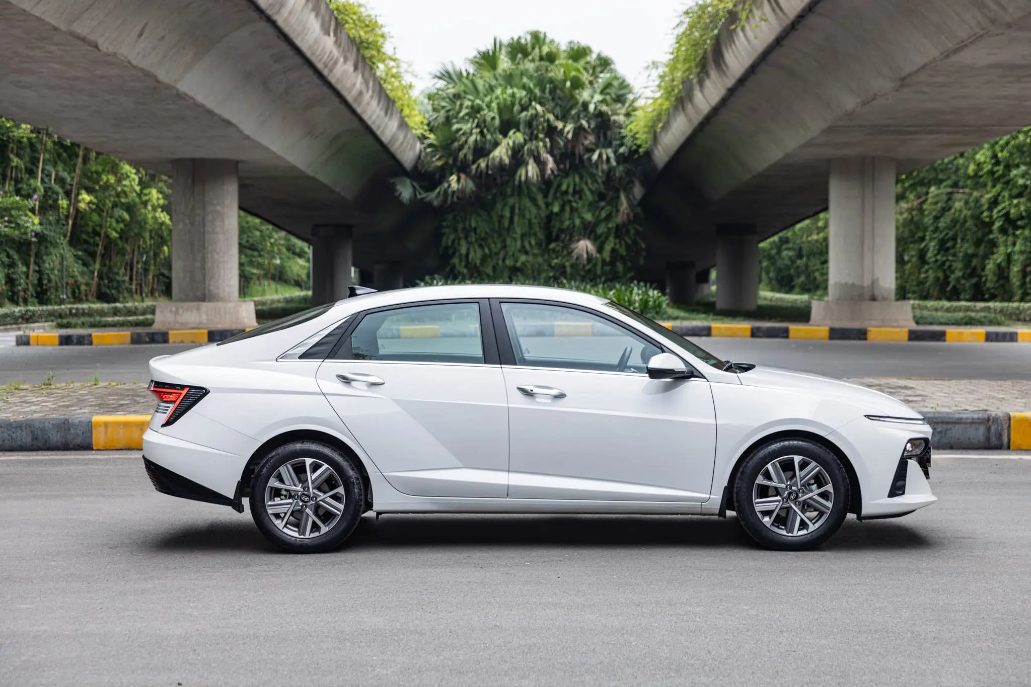 Hyundai Accent (1).webp